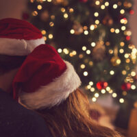 クリスマス_Xmas_Christmas_プレゼント_サンタクロース_クリスマス_彼女_贈り物_サプライズ_プレゼント_デート_スポット_プロポーズ_自宅_カップル