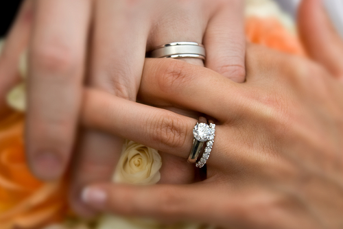 エタニティリング-婚約指輪-結婚指輪