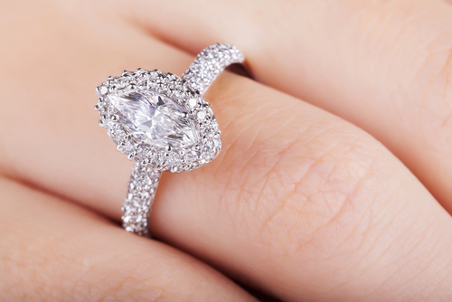 婚約指輪-ダイヤモンド-カット-シェイプ-ペアシェイプ-マーキス-婚約指輪